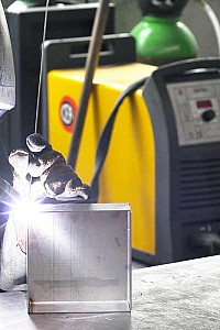 schweissarbeiten 125087038