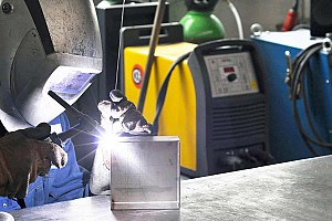 schweissarbeiten 125087038